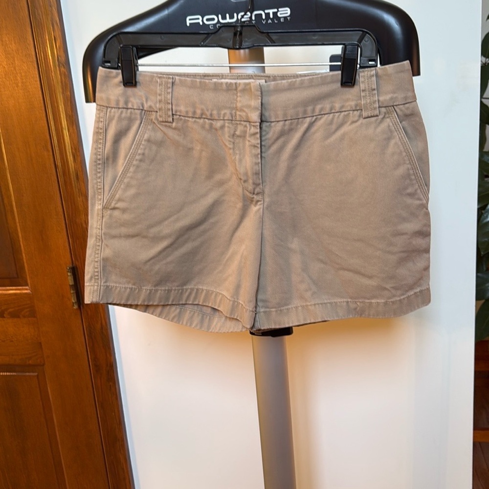 J. CREW Classic Khaki Chino City Fit Tan Shorts, Women's Sz 6